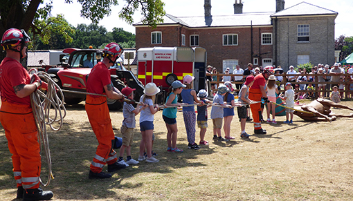 Norfolk Fire & Rescue Service demonstrate how they help animals in tricky situations.