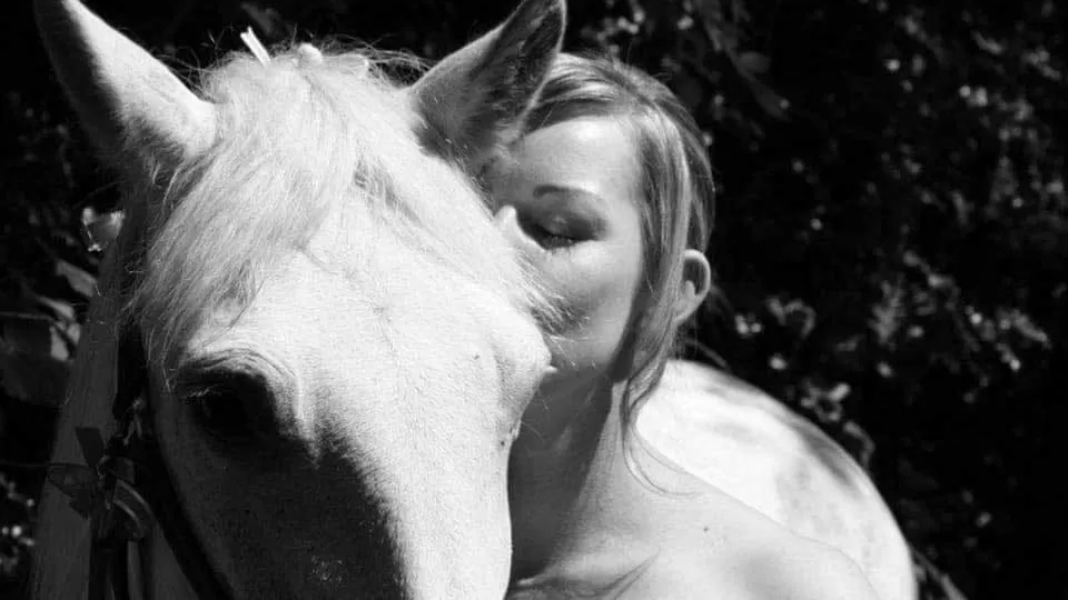 Tallulah and Joannaon her wedding day