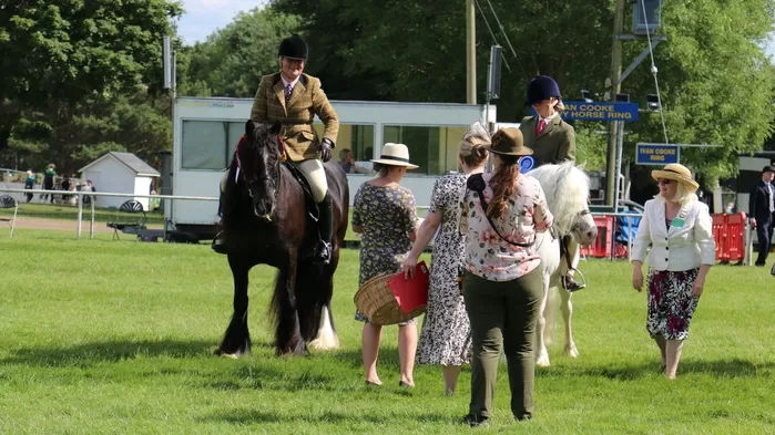 Edward winning his class